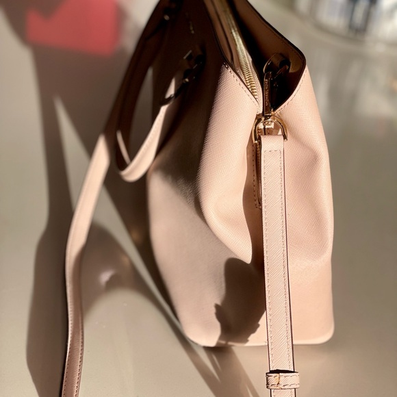 Michael Kors Blush Women's Bag - Picture 5 of 10
